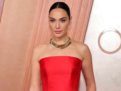 gal gadot blot clot pregnancy