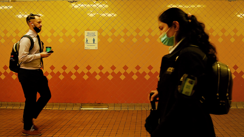 People in NSW can return to work in CBD offices without masks from the start of March amid a major easing of COVID-19 restrictions in NSW. Sydney CBD, NSW. 21st February, 2022. Photo: Kate Geraghty
