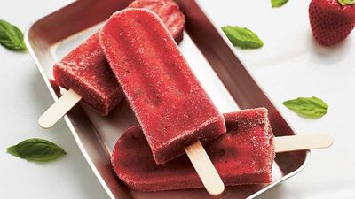 Recipe:&nbsp;<a href="http://kitchen.nine.com.au/2016/10/18/16/52/lickalix-italian-strawberry-ice-bock" target="_top">Italian strawberry ice block</a>
