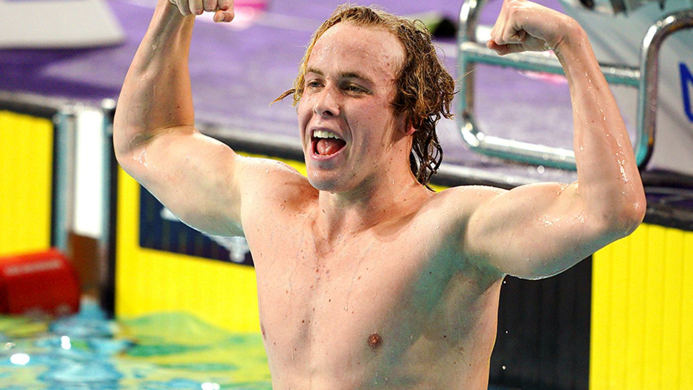 Sam Short celebrates his gold medal in the 1500m freestyle at the 2022 Commonwealth Games.