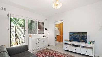 2/33 Dalley Avenue, Pagewood  apartment sold 