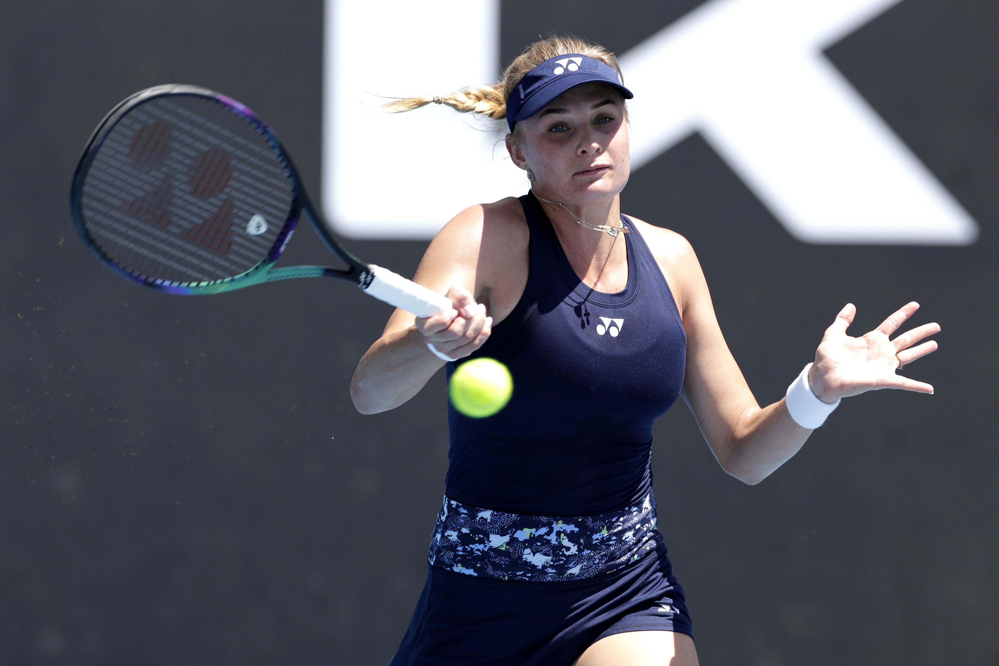 Dayana Yastremska dodges 'bagel' with suspect move in wild first round Australian Open match
