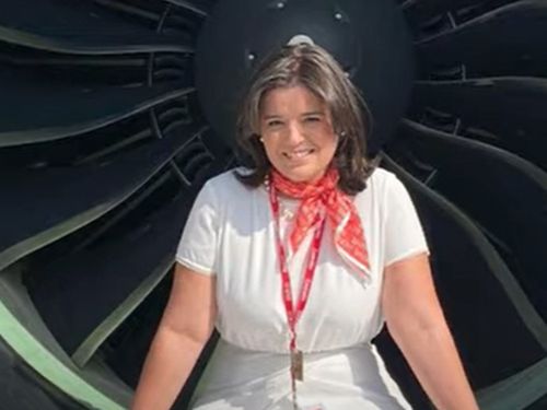 Authorities have fined a woman after she brought brought a rose from a plane into Australia.Travel blogger Lays Laraya, from Dubai says she was slapped with a $1878 fine ($US1200) for taking the flower, which she said was given to her by cabin crew off the the plane in Perth.