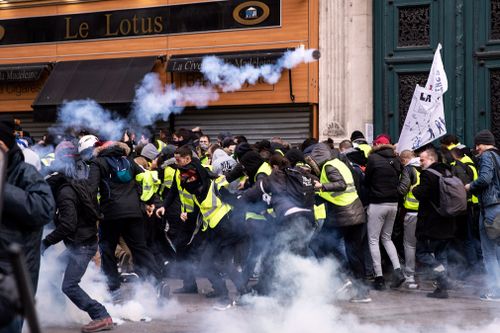 A man has died in southern France after his car hit a truck at a road block erected by "yellow vest" protesters.