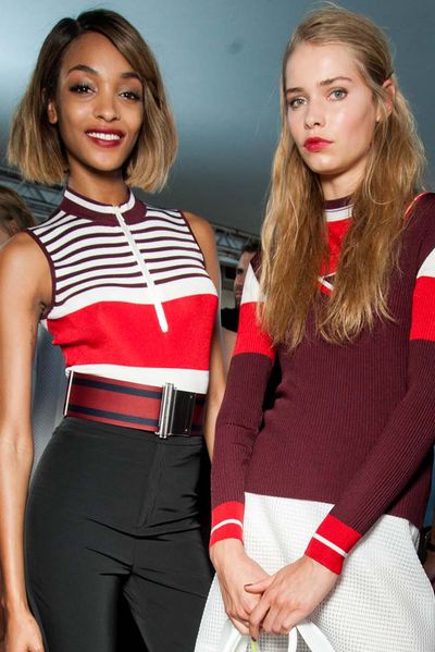 <p>Universally flattering shades are a bit of a make-up pipe dream. Skin tone, hair colour and your outfit are all factors that can affect which shades suit you best. However, there are a few versatile finds that work across the board. Here are the best-sellers that truly do work on everyone.</p>