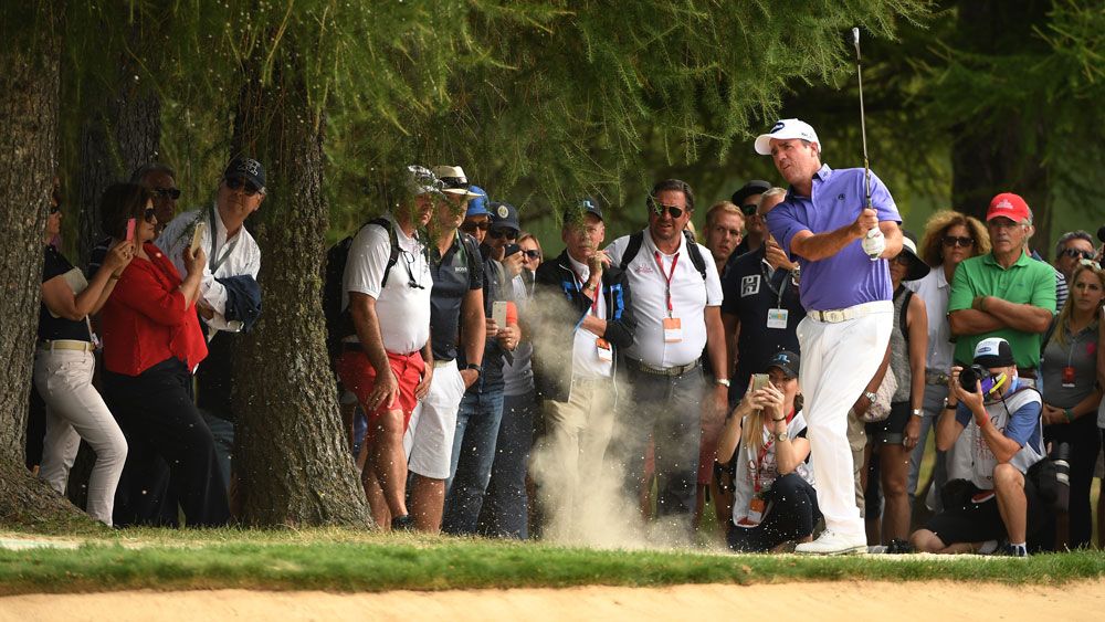  Australia's Scott Hend has shot a five-under-par third round of 65 to lead the European Masters by a single stroke.(Getty)