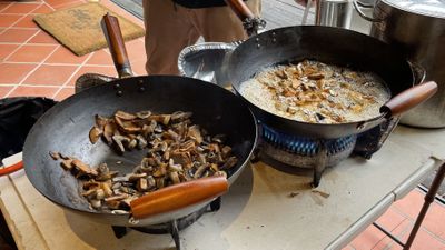 Cooking mushrooms with water is the best way to develop natural flavour