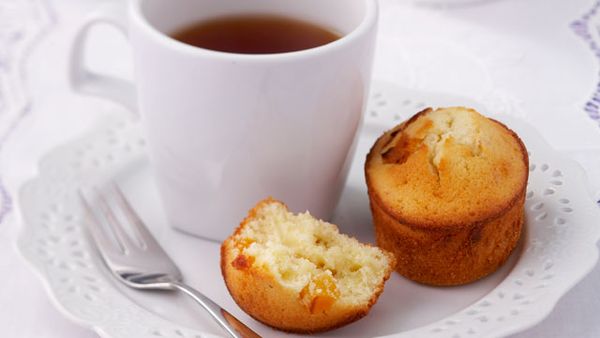 Lemon and apricot friands