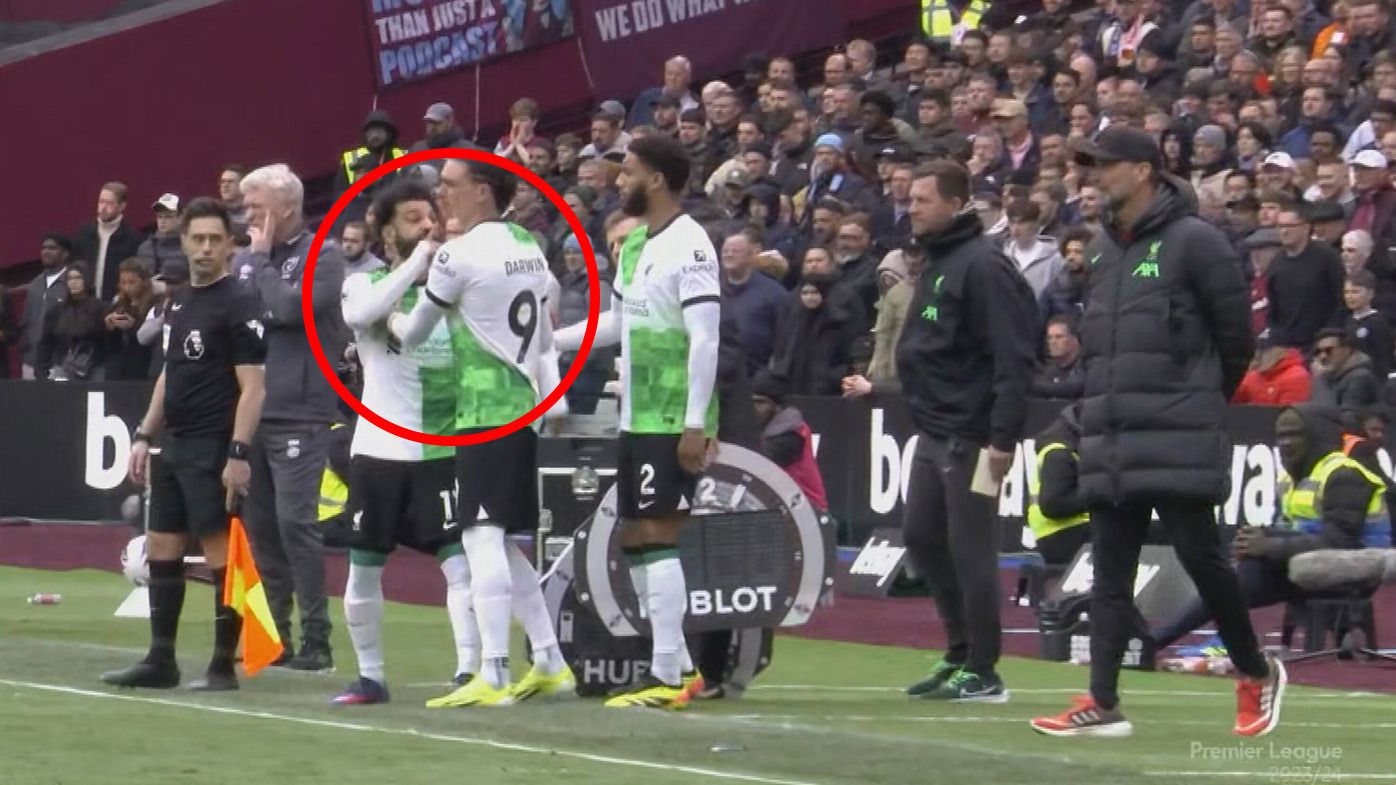 Darwin Nunez was forced to stand between Jurgen Klopp and Mo Salah in a sideline stoush.