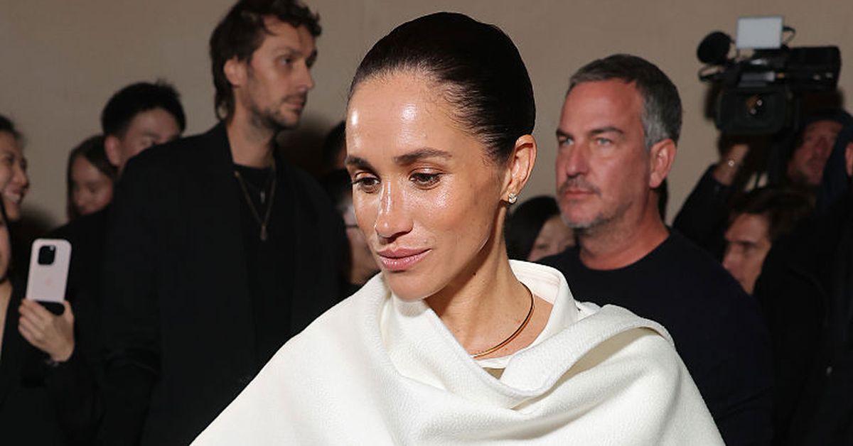 Meghan makes surprise Paris Fashion Week debut