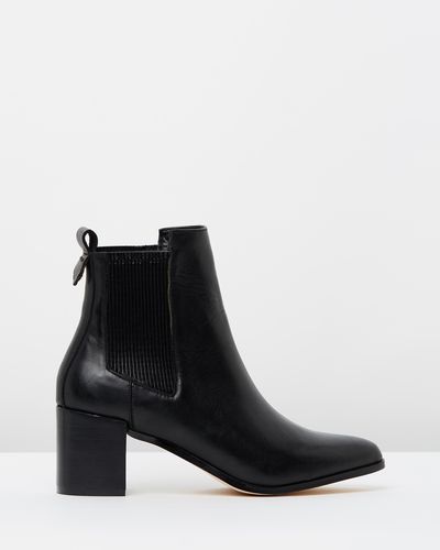 The ankle boot