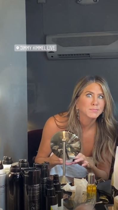 Jennifer Aniston's Instagram debut breaks the internet -- and a record -  Good Morning America