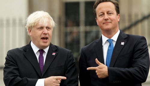 Boris Johnson and former UK prime minister David Cameron. (Photo: AP).