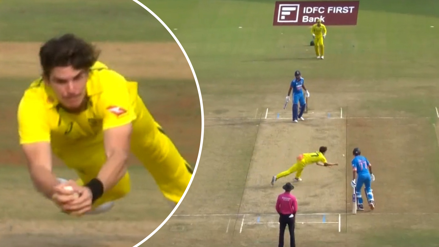 Sean Abbott's catch ruled not out in repeat of Mitchell Starc's Ashes non-catch controversy