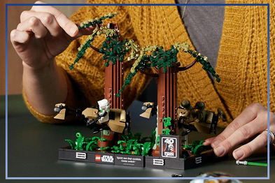 9PR: Lego Star Wars Endor Speeder Chase Building Set