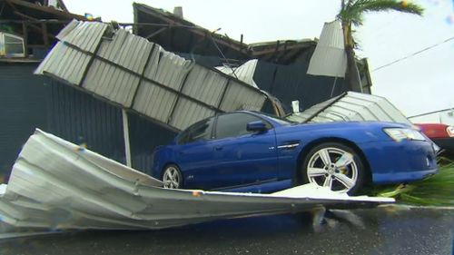 A structure has collapsed onto a car at Rockhampton. (9NEWS)