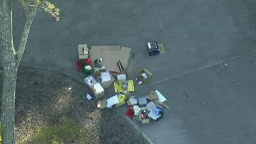 A real estate agent said she called the police after finding a large box in an abandoned Pullenvale home. (9NEWS)