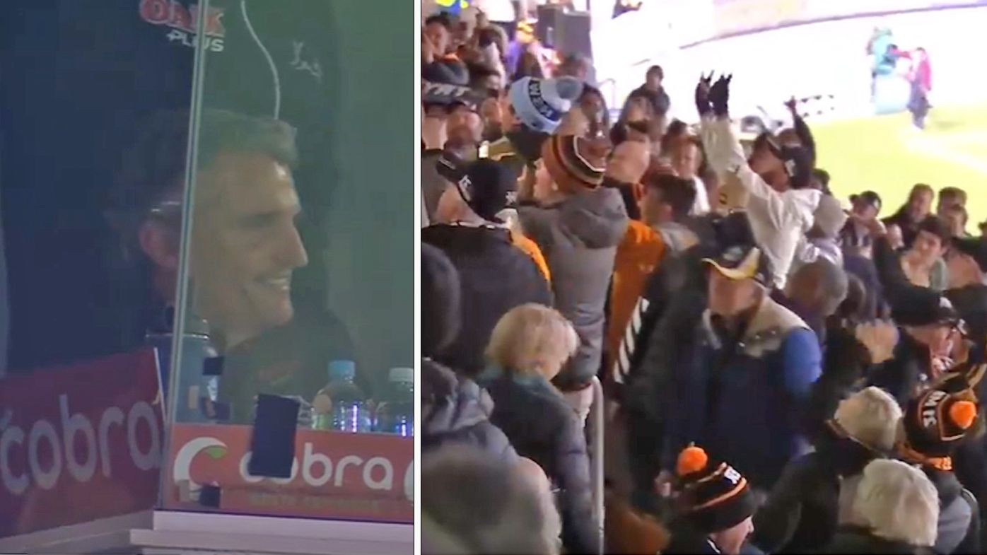 Tigers fans sledge Ivan Cleary