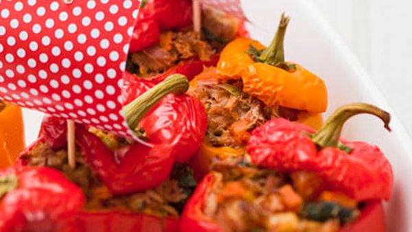 Baked tuna, leek, garlic & cheese capsicum boats