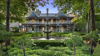 Hawthorn Avon Court fast sale mansion Melbourne Domain listing luxury expensive