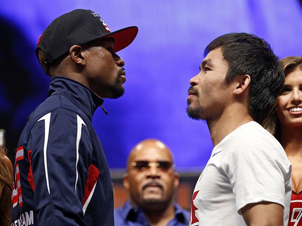 Mayweather, Pacquiao weigh-in for 'super fight'