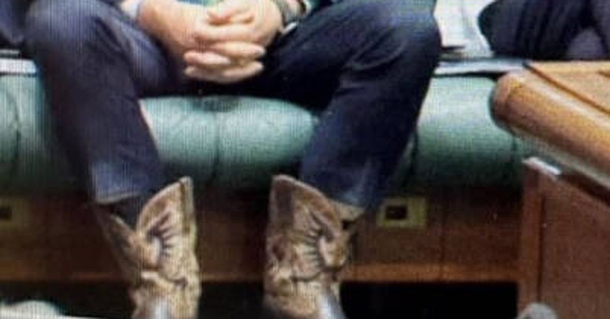Aussie politician defends 'bizarre' parliament cowboy boots