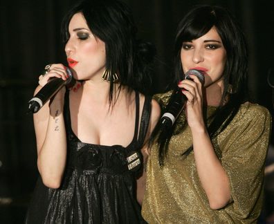 Lisa Origliasso and Jessica Origliasso of the veronicas 