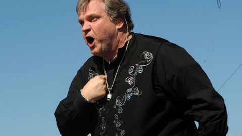 There are concerns for Meatloaf’s health after the veteran singer collapsed for the second time this week.