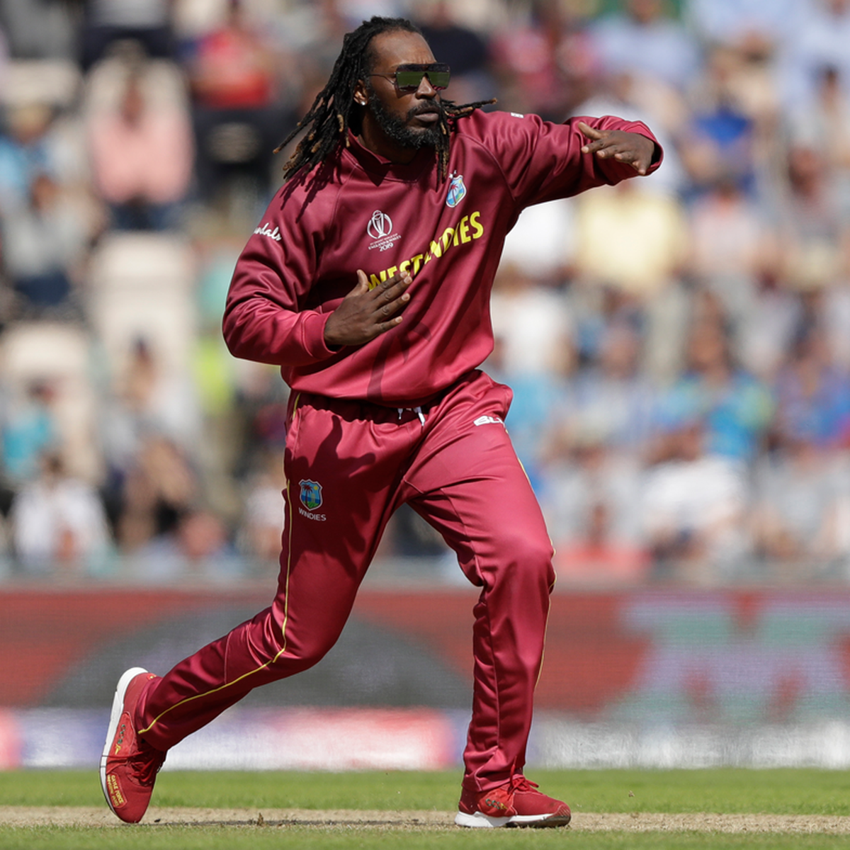 Chris Gayle bowling video, England v West Indies, Cricket World Cup