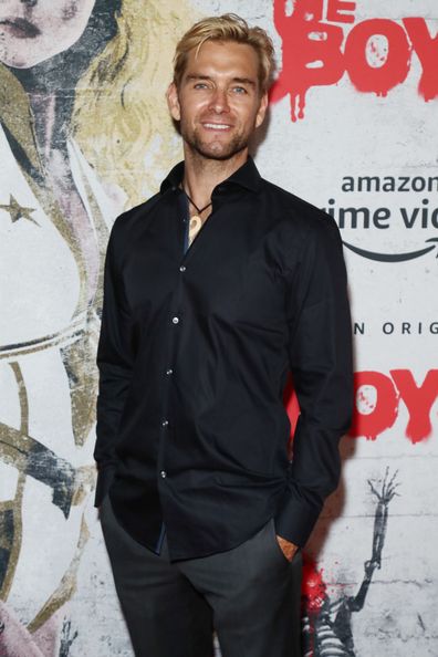 Anthony Starr asiste a la Comic-Con International 2019 - Alfombra roja para "Niños" El 19 de julio de 2019 en San Diego, California.