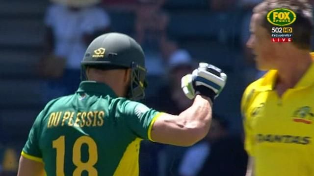 South Africa thumps Australia in second ODI 