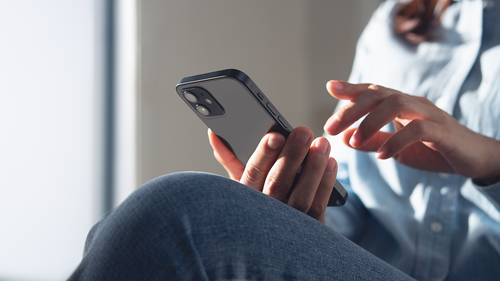 9PR: Cambridge Dictionary named its word of the year for 2025 as 'parasocial'.