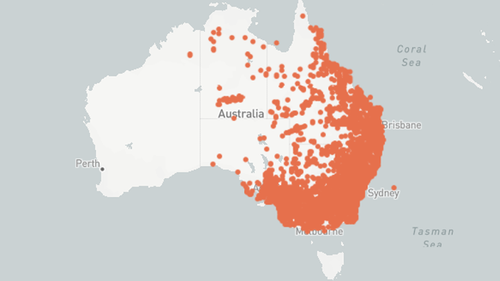 Les serpents bruns de l'Est se trouvent dans tout l'est de l'Australie, du nord du Queensland à l'Australie du Sud.  Des populations isolées se trouvent également dans le centre et l'ouest du Territoire du Nord.