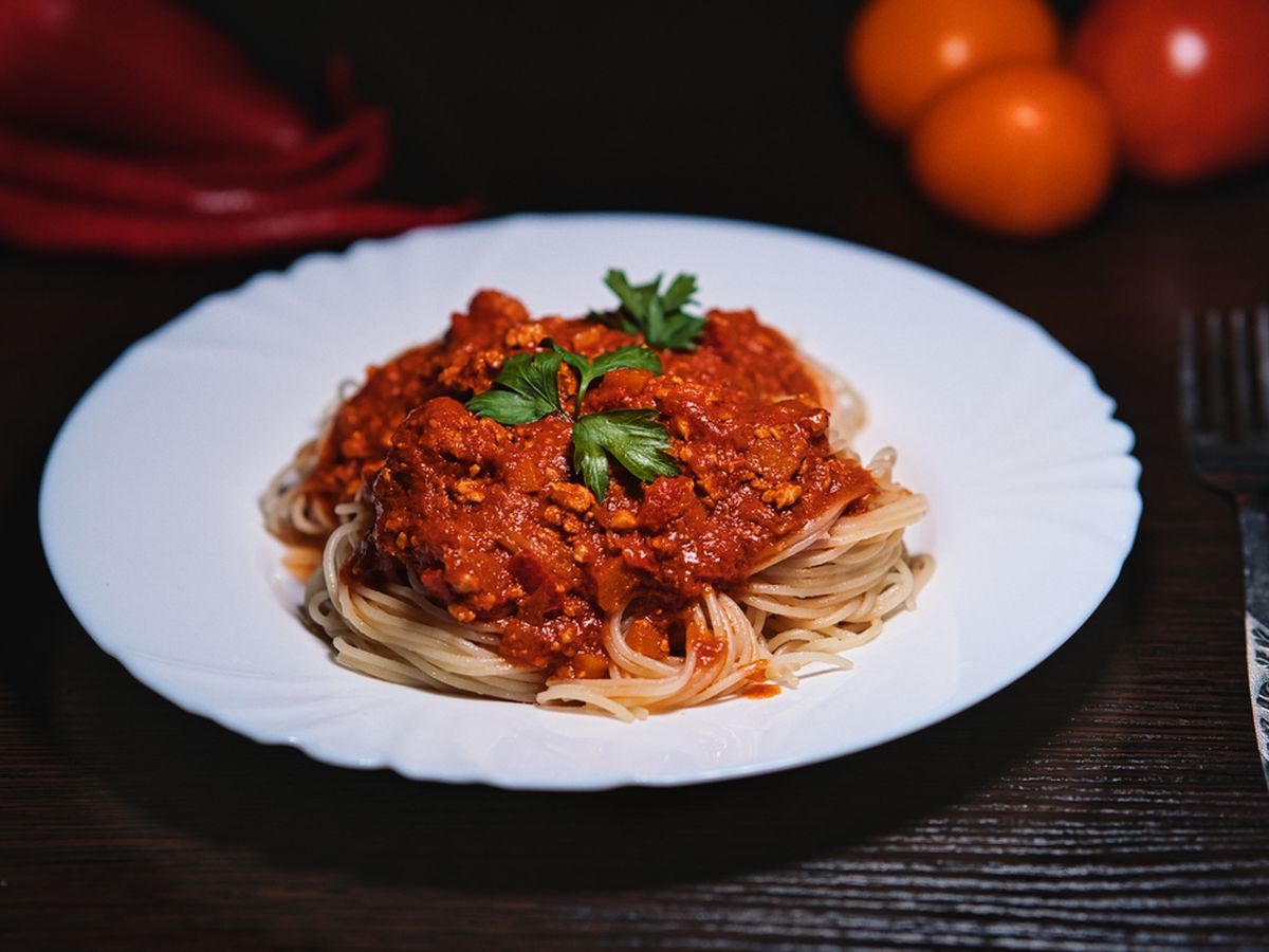 Top chef Marcella Hazan says 'world's best pasta sauce' has three  ingredients - 9Kitchen