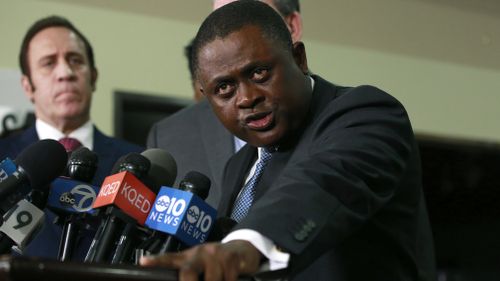Pathologist Dr Bennett Omalu was hired by the 22-year-old's family. (AAP)