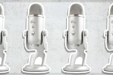 9PR: Blue Yeti USB Microphone