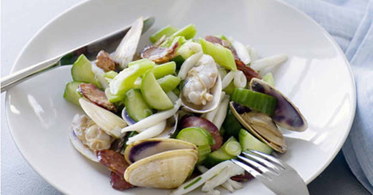 Sauteed cuttlefish, chorizo and cucumber - 9Kitchen