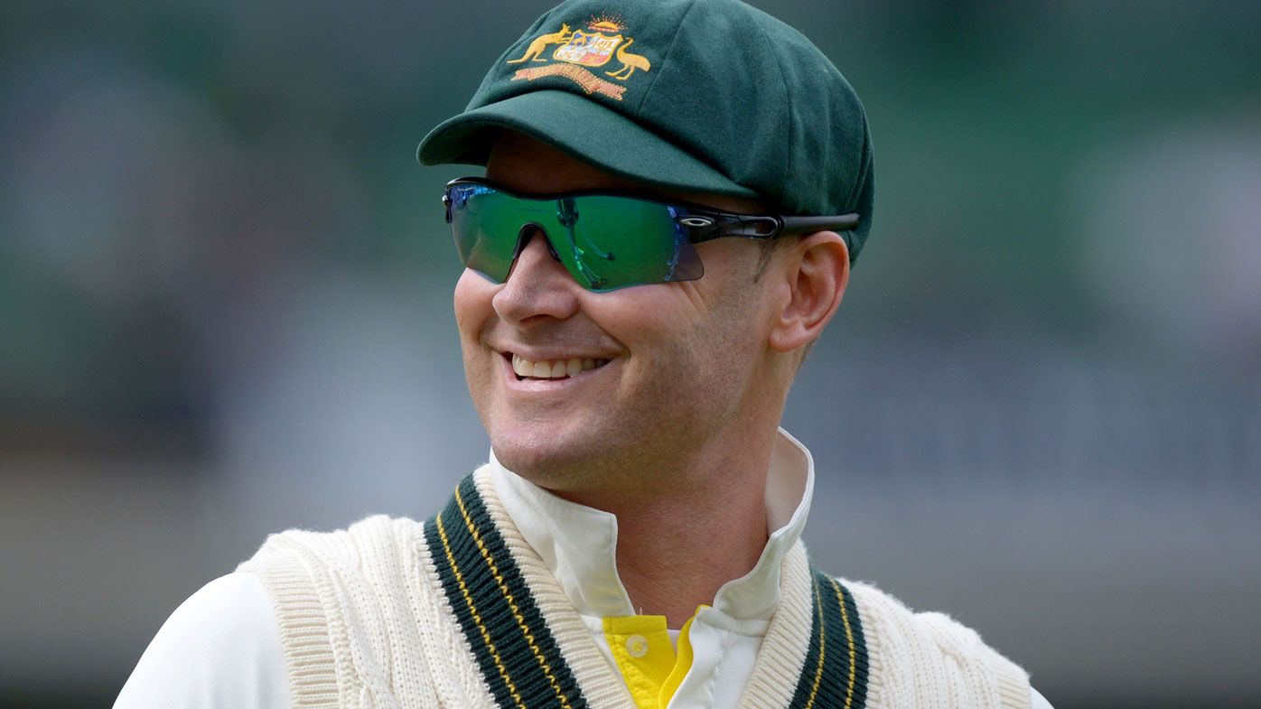 Former Test skipper Michael Clarke offers to rescue Australia over ball tampering crisis