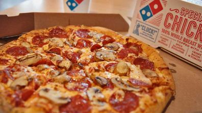 Domino&#x27;s pizza