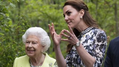 Kate shows the Queen her garden display at the Chelsea Flower Show.