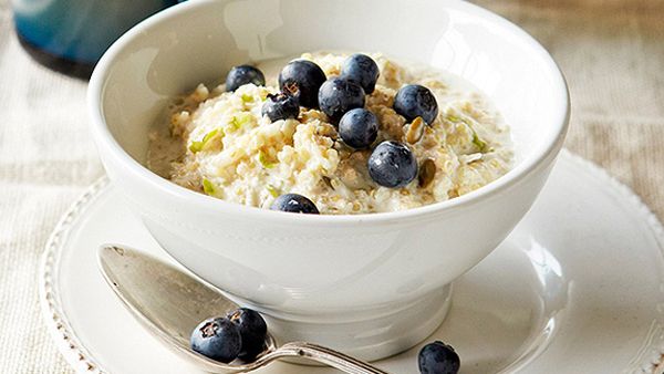 Quinoa bircher muesli