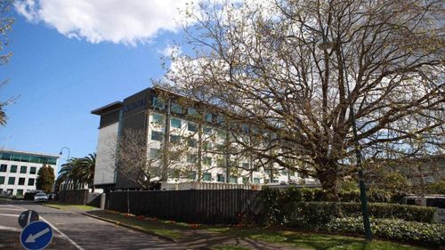 Auckland COVID-19 positive man alleged escape from hotel quarantine