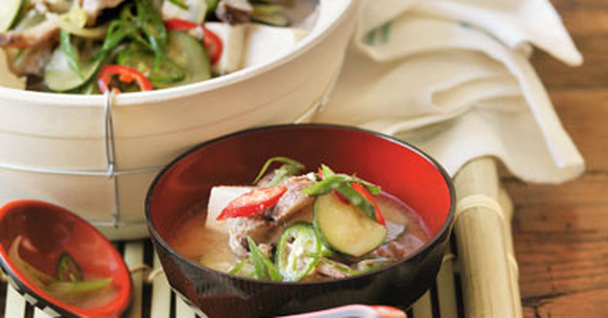 Hotpot with beef, vegetables & tofu - 9Kitchen