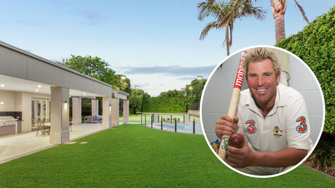 Entertainer's home for sale in Brighton, Victoria, is said to have hosted the late Spin King Shane Warne.