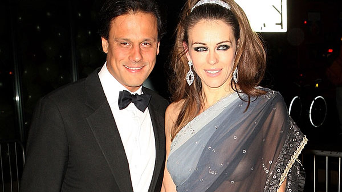 We can totally see through your sari, Liz - 9Celebrity