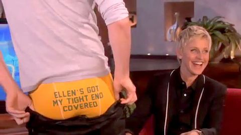 Which Glee star flashed their undies at Ellen?