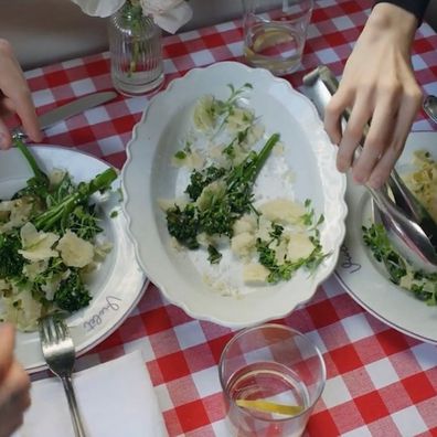 Brooklyn Beckham cooks cheesy pasta and broccolini for fiancée Nicola Peltz