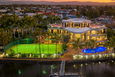 Five trophy homes with epic tennis courts