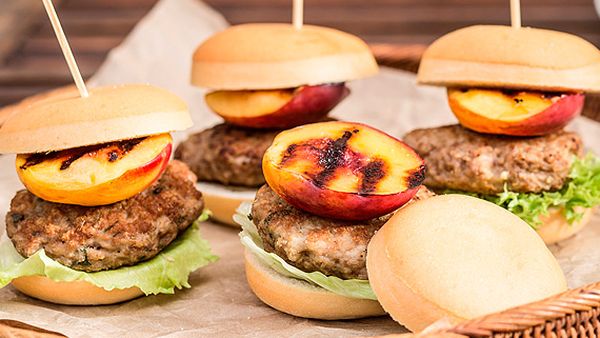 Pork and nectarine sliders