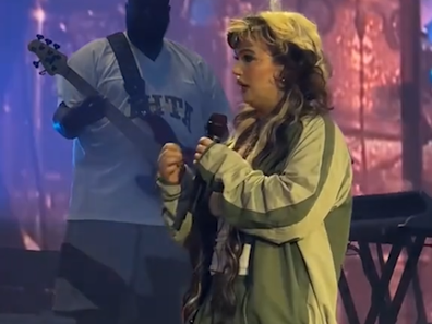 Lola young collapses on stage  All Things Go festival New York September 27